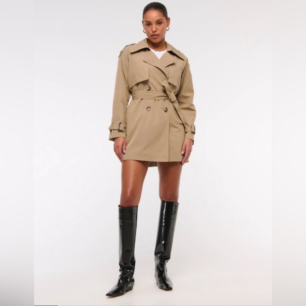 Abercrombie & Fitch Classic Tan Trench Coat